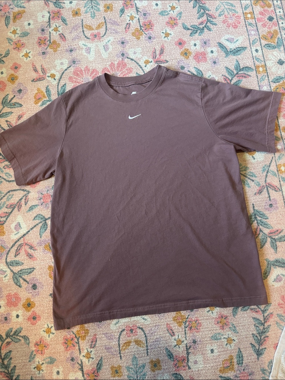 Nike Short Sleeve Swoosh Tee in Plum Brown